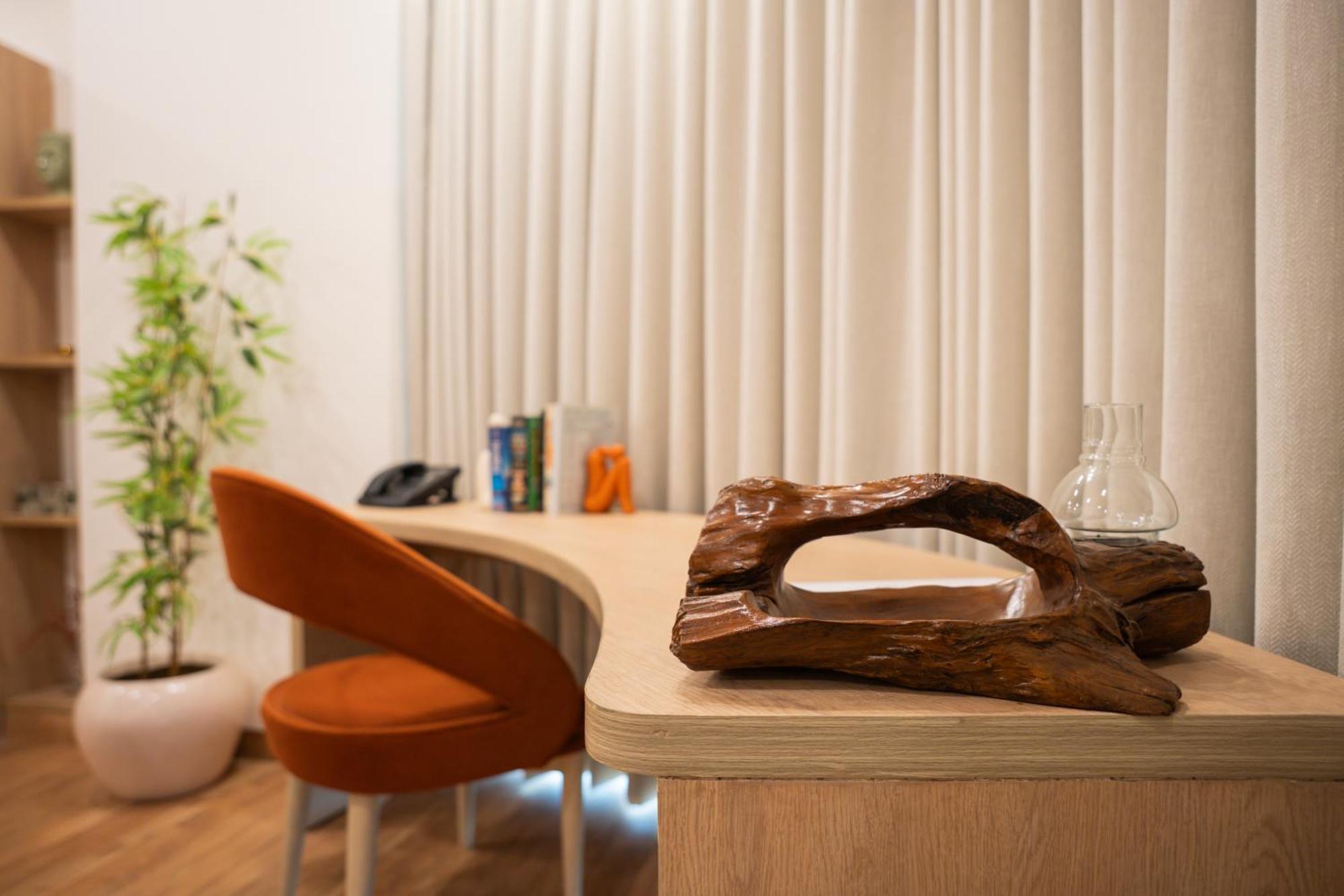 Ar Suites Klj Square غورغاون المظهر الخارجي الصورة