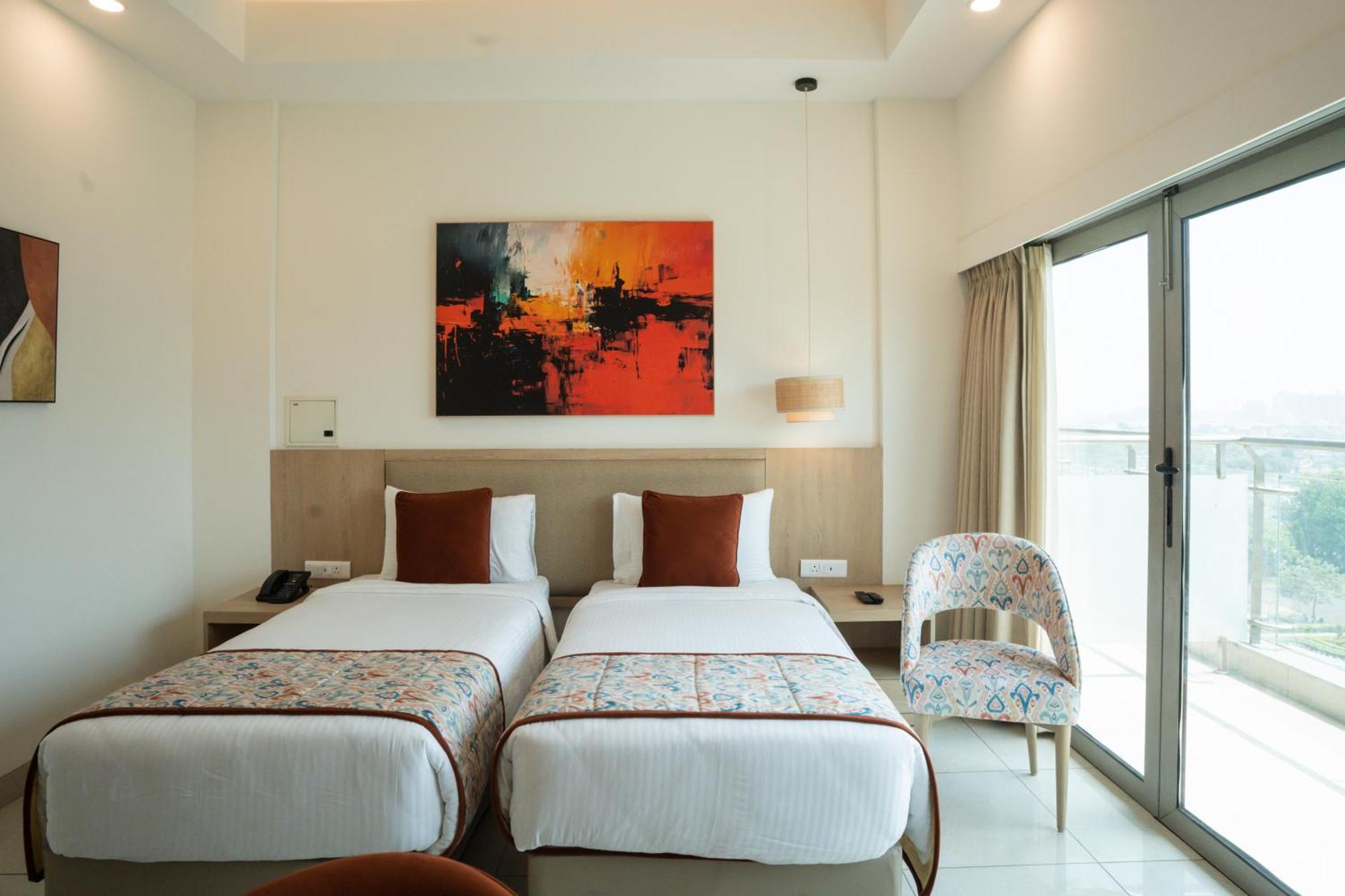 Ar Suites Klj Square غورغاون المظهر الخارجي الصورة