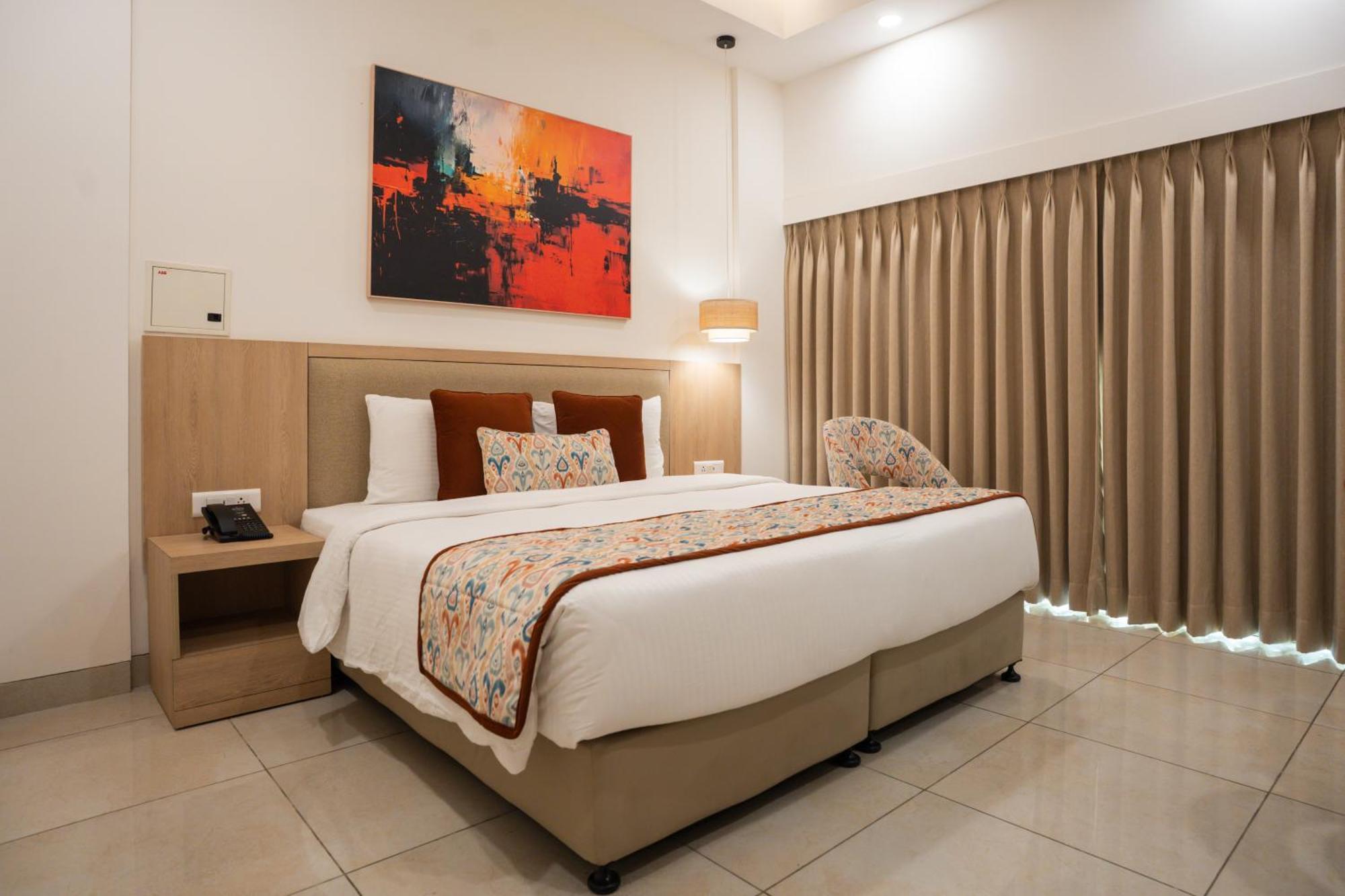 Ar Suites Klj Square غورغاون المظهر الخارجي الصورة