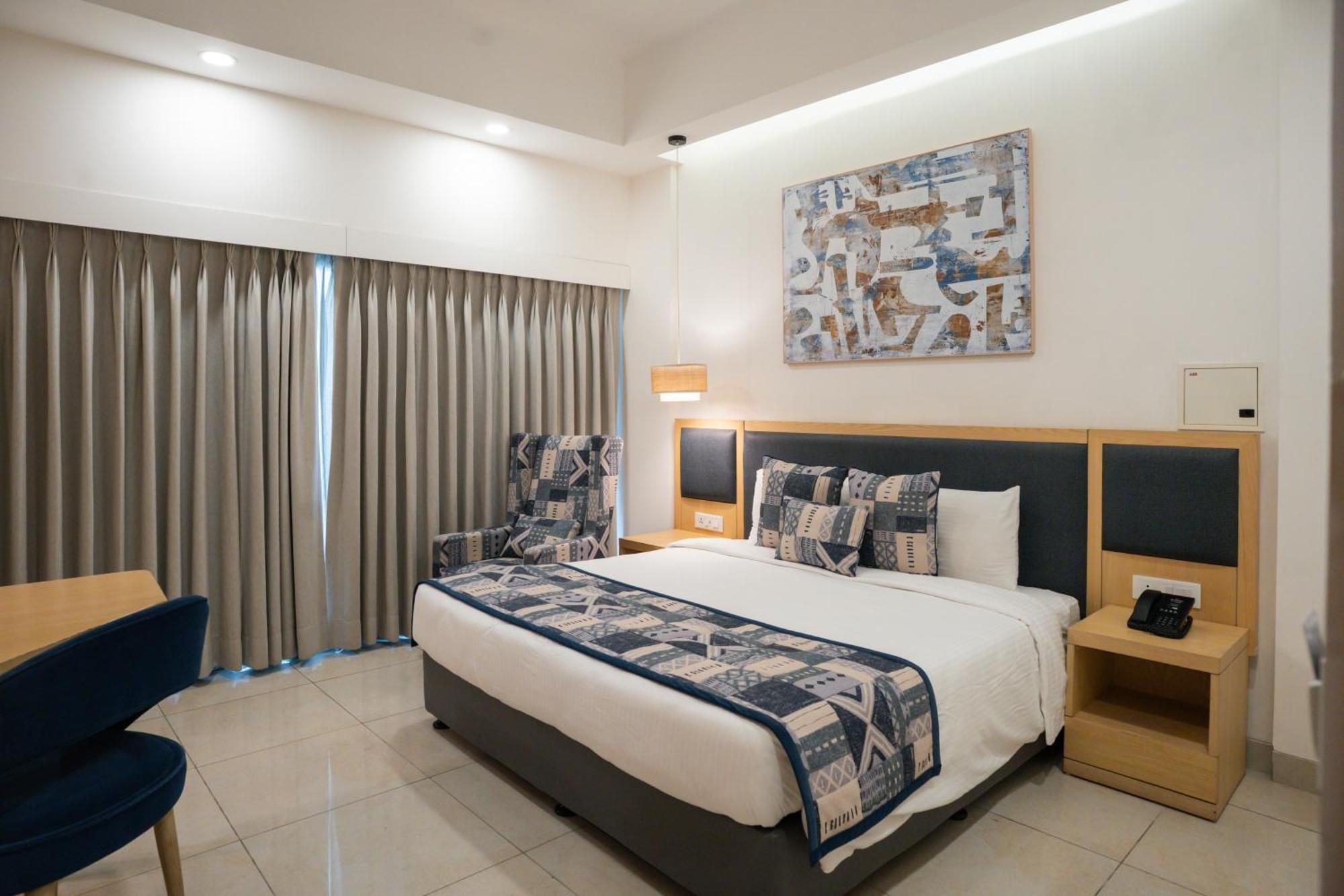 Ar Suites Klj Square غورغاون المظهر الخارجي الصورة
