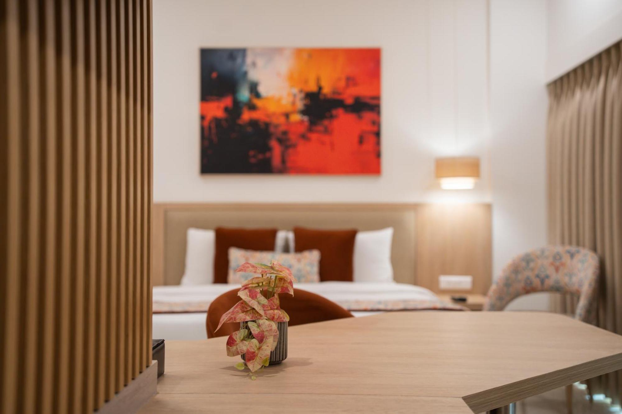 Ar Suites Klj Square غورغاون المظهر الخارجي الصورة