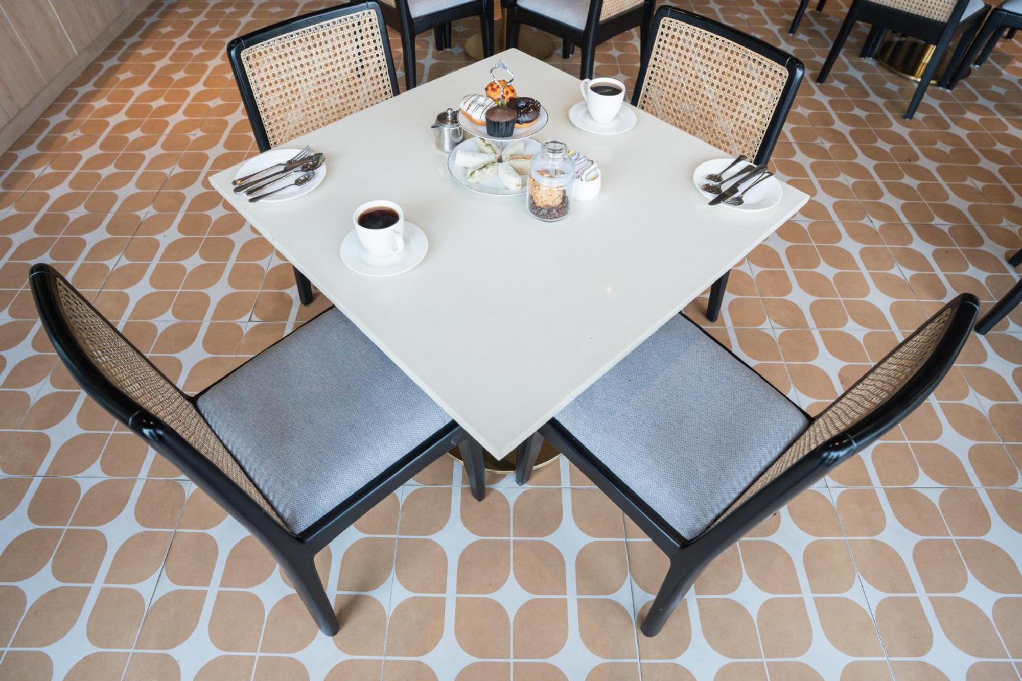 Ar Suites Klj Square غورغاون المظهر الخارجي الصورة
